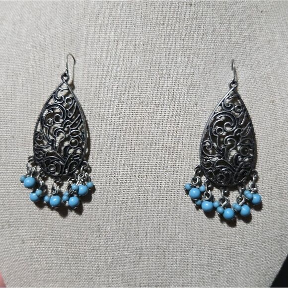 Vintage teardrop dangling beads earrings - Picture 1 of 4